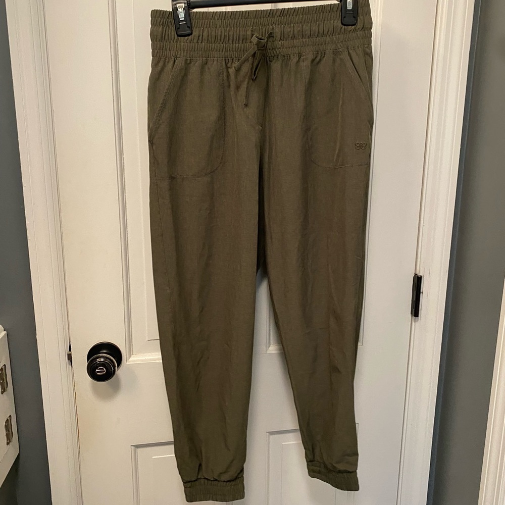 Albion Olive Green Jogger Pants